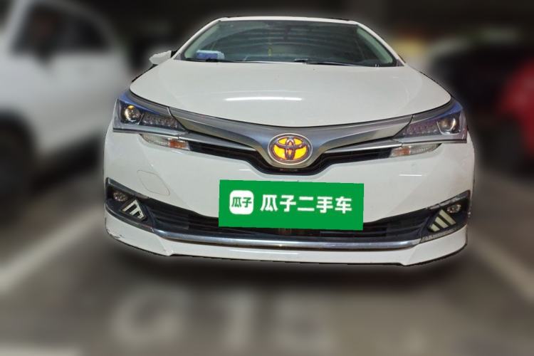 Used Toyota Corolla 2016 Dual-Engine 1.8L E-CVT Pioneer Edition Front