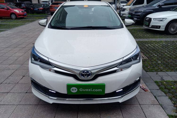 Used Toyota Corolla 2016 Dual-Engine 1.8L E-CVT Pioneer Edition Front