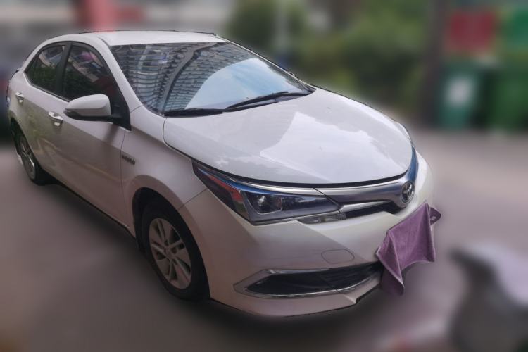 Used Toyota Corolla 2016 Dual-Engine 1.8L E-CVT Pioneer Edition Front Right 45 Deg