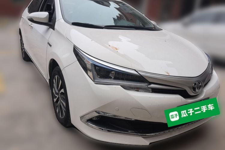 Used Toyota Corolla 2016 Dual-Engine 1.8L E-CVT Elite Edition Front Right 45 Deg