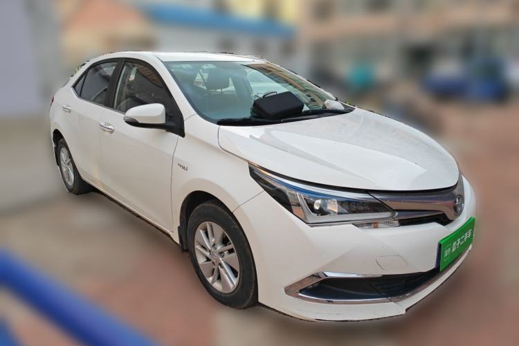 Used Toyota Corolla 2016 Dual-Engine 1.8L E-CVT Pioneer Edition Front Right 45 Deg