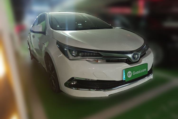 Used Toyota Corolla 2016 Dual-Engine 1.8L E-CVT Elite Edition Front Right 45 Deg