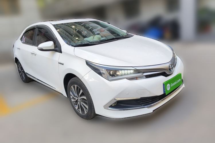 Used Toyota Corolla 2016 Dual-Engine 1.8L E-CVT Elite Edition Front Right 45 Deg