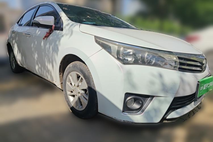 Used Toyota Corolla 2016 1.6L CVT GL-i Cool Edition Front Right 45 Deg