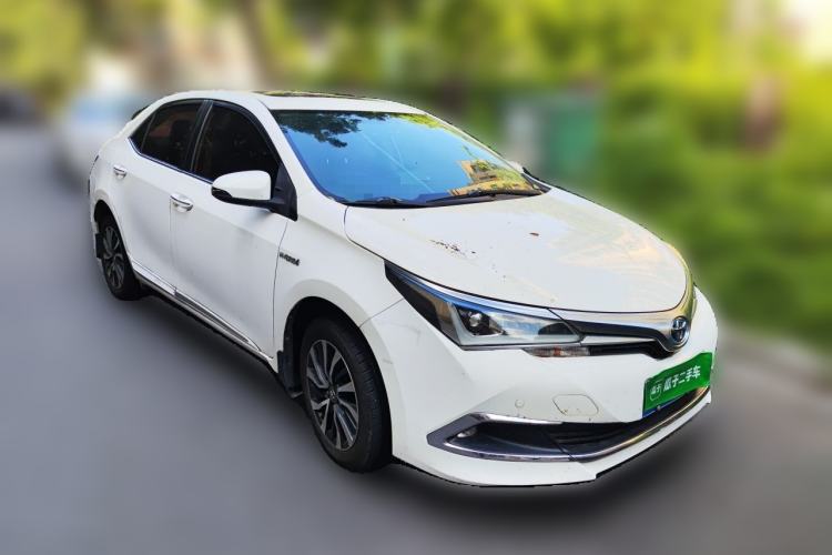 Used Toyota Corolla 2016 Dual-Engine 1.8L E-CVT Elite Edition Front Right 45 Deg