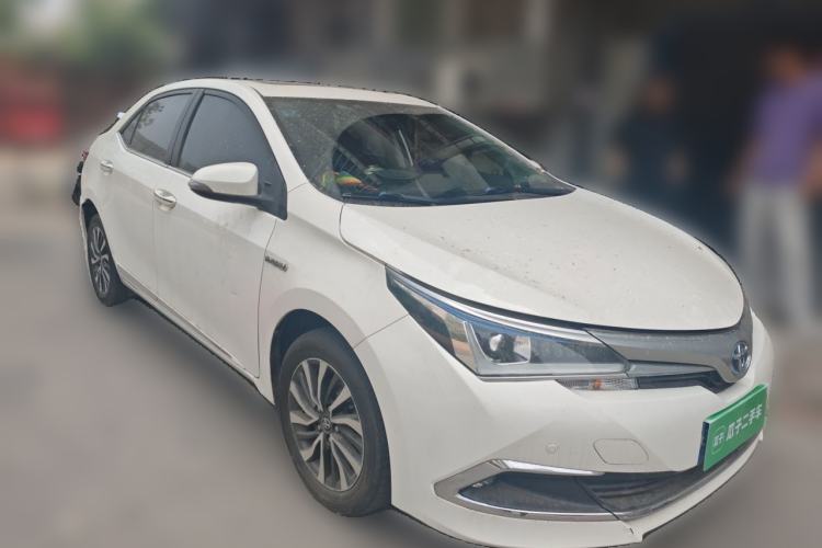 Used Toyota Corolla 2016 Dual-Engine 1.8L E-CVT Elite Edition Front Right 45 Deg