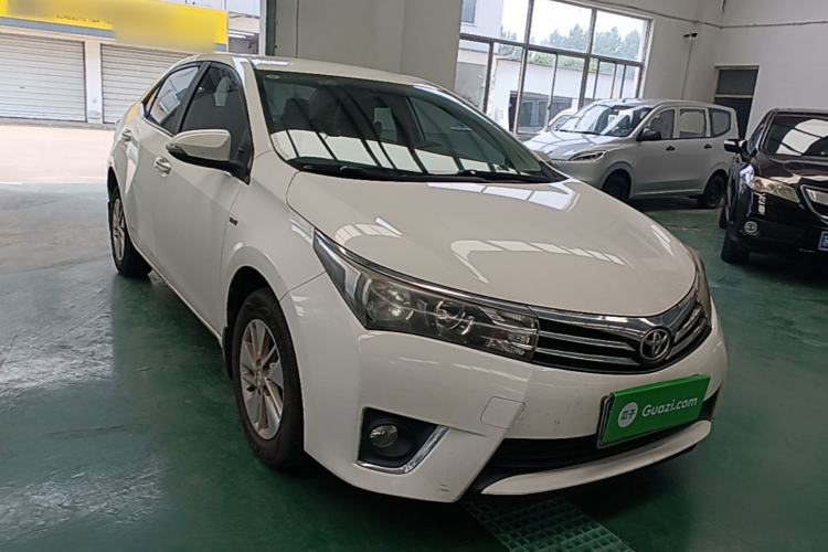 Used Toyota Corolla 2016 1.6L CVT GL-i Cool Edition Front Right 45 Deg