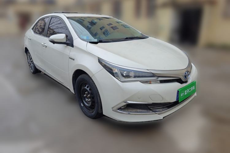 Used Toyota Corolla 2016 Dual-Engine 1.8L E-CVT Elite Edition Front Right 45 Deg