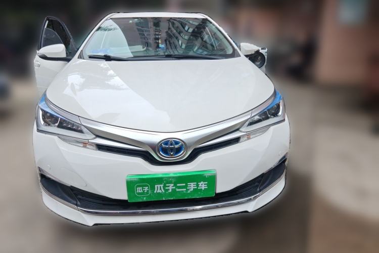 Used Toyota Corolla 2016 Dual-Engine 1.8L E-CVT Elite Edition Front