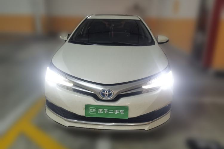 Used Toyota Corolla 2016 Dual-Engine 1.8L E-CVT Elite Edition Front