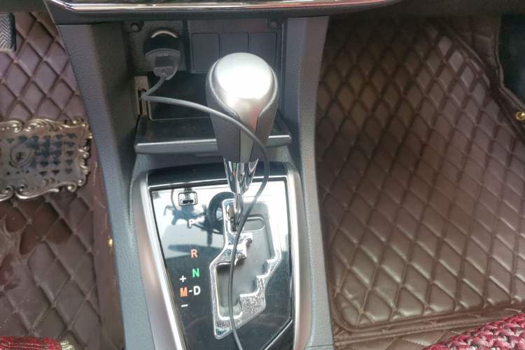 Used Toyota Corolla 2016 1.6L CVT GL-i Cool Edition Gear Lever