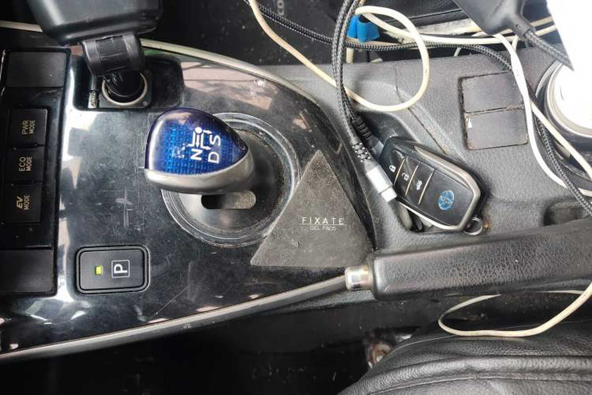 Used Toyota Corolla 2016 Dual-Engine 1.8L E-CVT Elite Edition Gear Lever