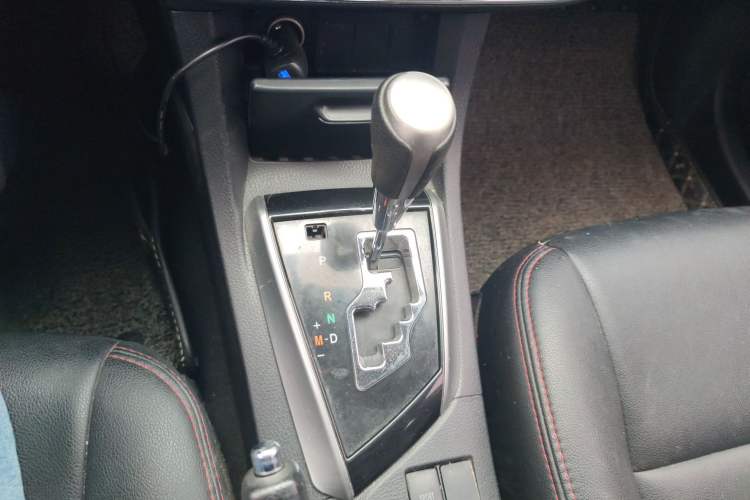 Used Toyota Corolla 2016 1.6L CVT GL-i Cool Edition Gear Lever