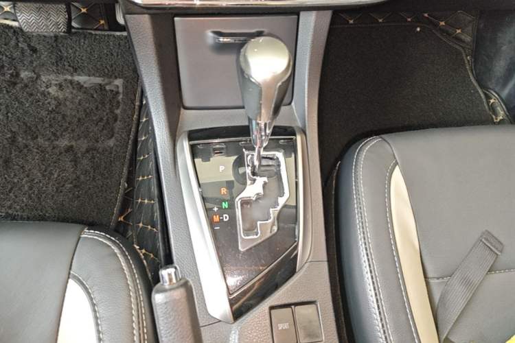 Used Toyota Corolla 2016 1.6L CVT GL-i Cool Edition Gear Lever