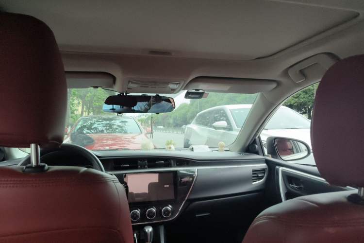 Used Toyota Corolla 2016 1.6L CVT GL-i Cool Edition Headliner