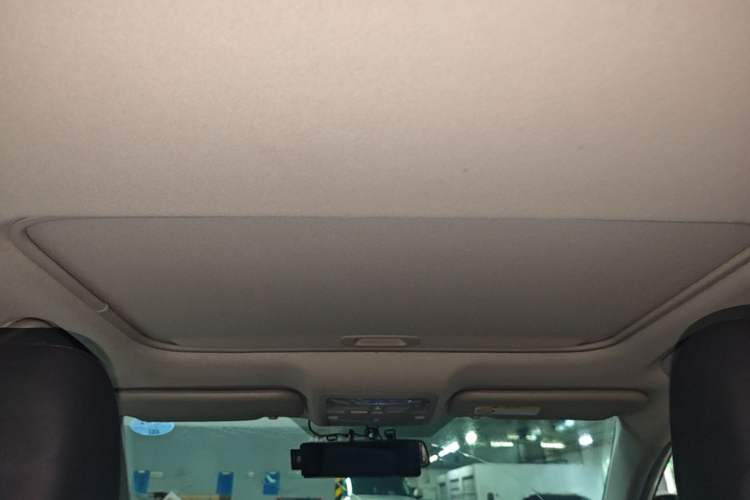 Used Toyota Corolla 2016 Dual-Engine 1.8L E-CVT Elite Edition Headliner