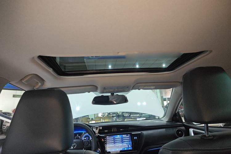 Used Toyota Corolla 2016 Dual-Engine 1.8L E-CVT Elite Edition Headliner