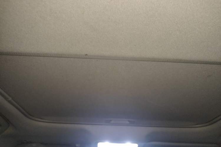 Used Toyota Corolla 2016 1.6L CVT GL-i Cool Edition Headliner