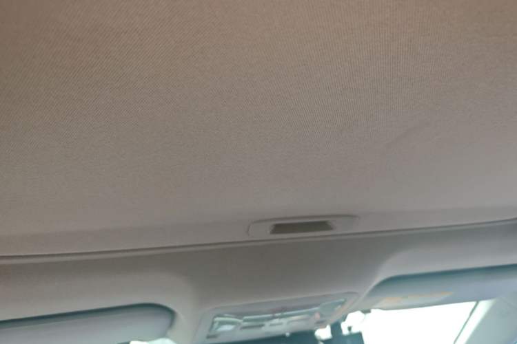 Used Toyota Corolla 2016 Dual-Engine 1.8L E-CVT Elite Edition Headliner