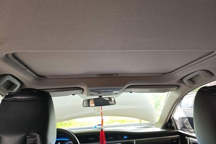 Used Toyota Corolla 2016 Dual-Engine 1.8L E-CVT Elite Edition Headliner