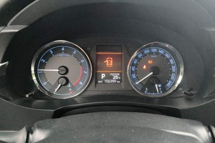 Used Toyota Corolla 2016 1.6L CVT GL-i Cool Edition Instrument Cluster
