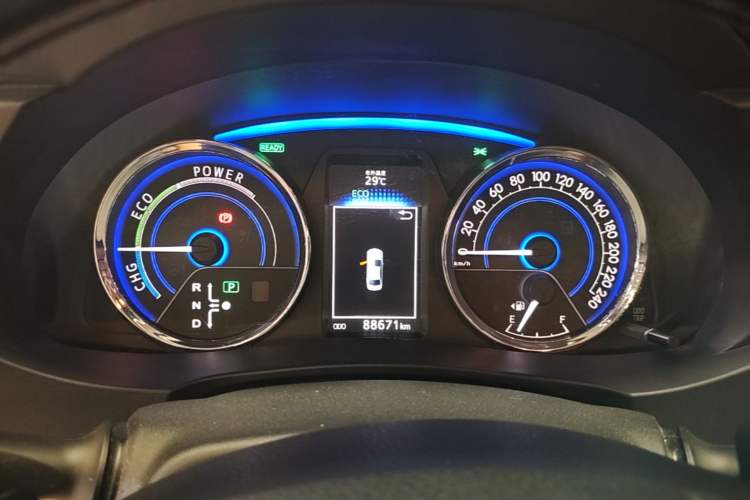 Used Toyota Corolla 2016 Dual-Engine 1.8L E-CVT Elite Edition Instrument Cluster
