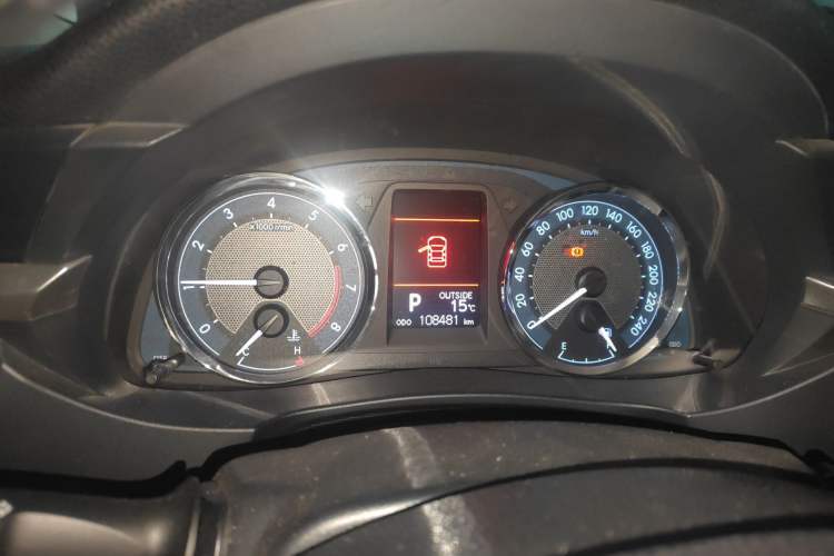Used Toyota Corolla 2016 1.6L CVT GL-i Cool Edition Instrument Cluster