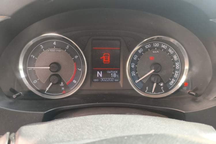 Used Toyota Corolla 2016 1.6L CVT GL-i Cool Edition Instrument Cluster
