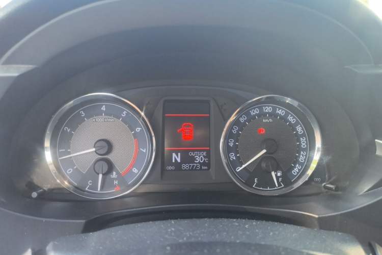 Used Toyota Corolla 2016 1.6L CVT GL-i Cool Edition Instrument Cluster