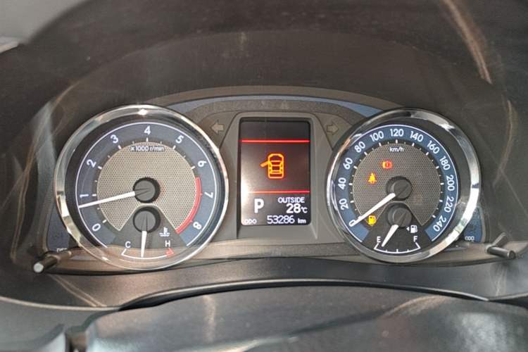 Used Toyota Corolla 2016 1.6L CVT GL-i Cool Edition Instrument Cluster