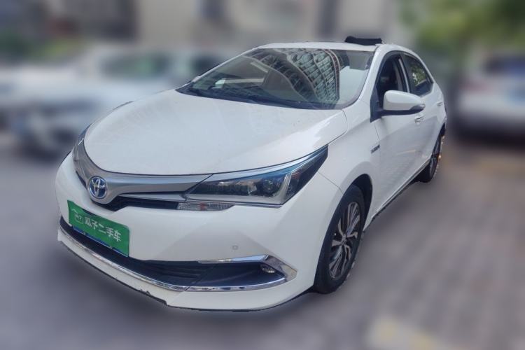 Used Toyota Corolla 2016 Dual-Engine 1.8L E-CVT Elite Edition Guazi used car, China used car export, Used car for sale, Used  cars, Cheapest cars for sale