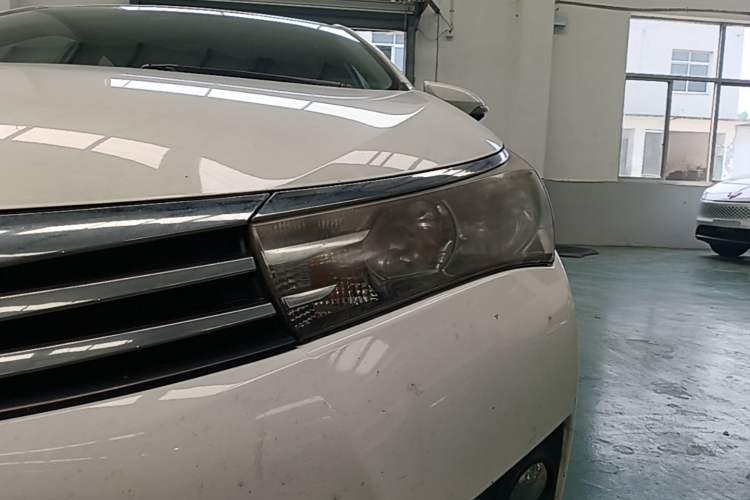 Used Toyota Corolla 2016 1.6L CVT GL-i Cool Edition Left Front Headlight
