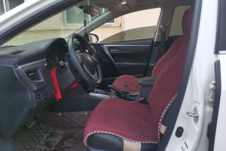Used Toyota Corolla 2016 1.6L CVT GL-i Cool Edition Left Front Seat