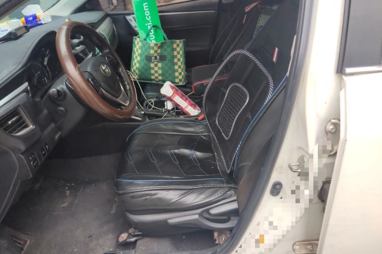 Used Toyota Corolla 2016 Dual-Engine 1.8L E-CVT Elite Edition Left Front Seat