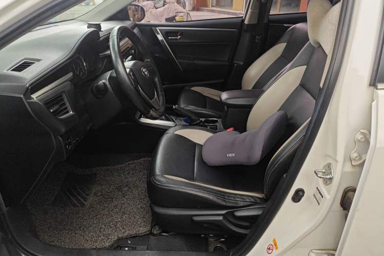 Used Toyota Corolla 2016 1.6L CVT GL-i Cool Edition Left Front Seat