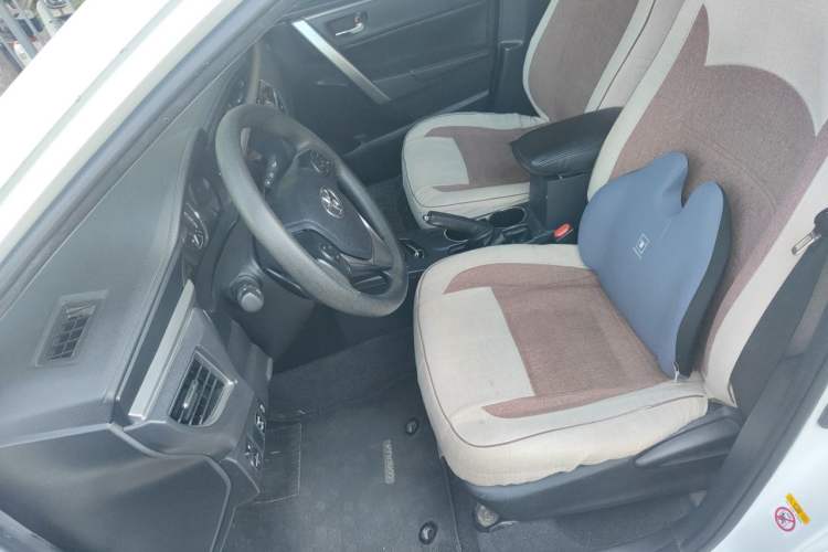 Used Toyota Corolla 2016 Dual-Engine 1.8L E-CVT Elite Edition Left Front Seat