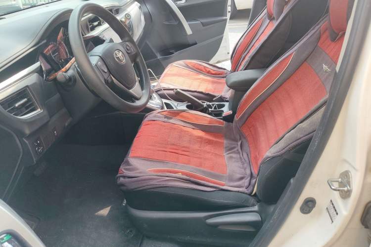 Used Toyota Corolla 2016 Dual-Engine 1.8L E-CVT Leading Edition Left Front Seat