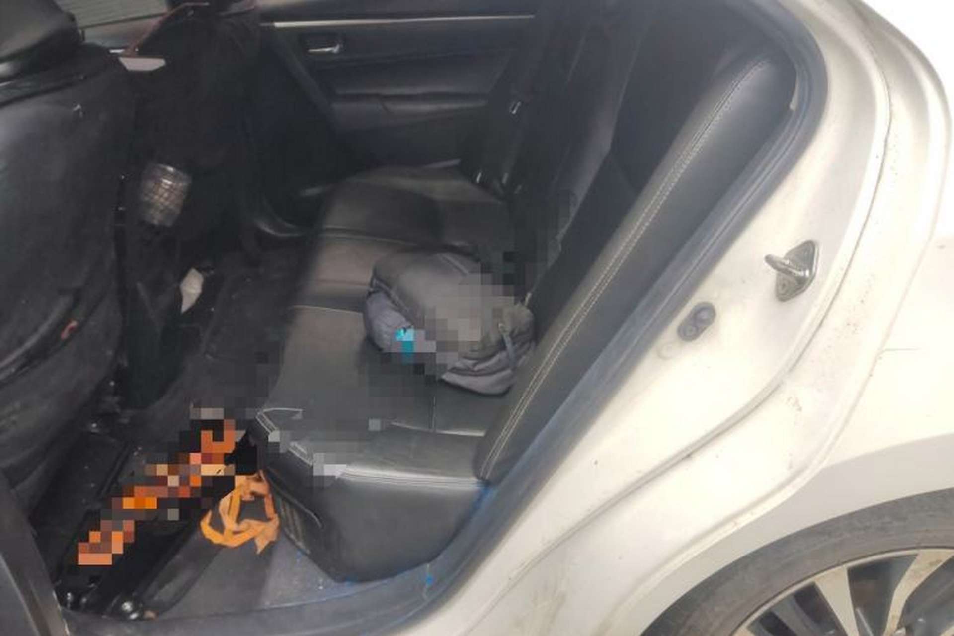 Used Toyota Corolla 2016 Dual-Engine 1.8L E-CVT Elite Edition Left Rear Seat