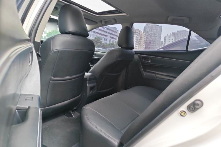 Used Toyota Corolla 2016 Dual-Engine 1.8L E-CVT Leading Edition Left Rear Seat