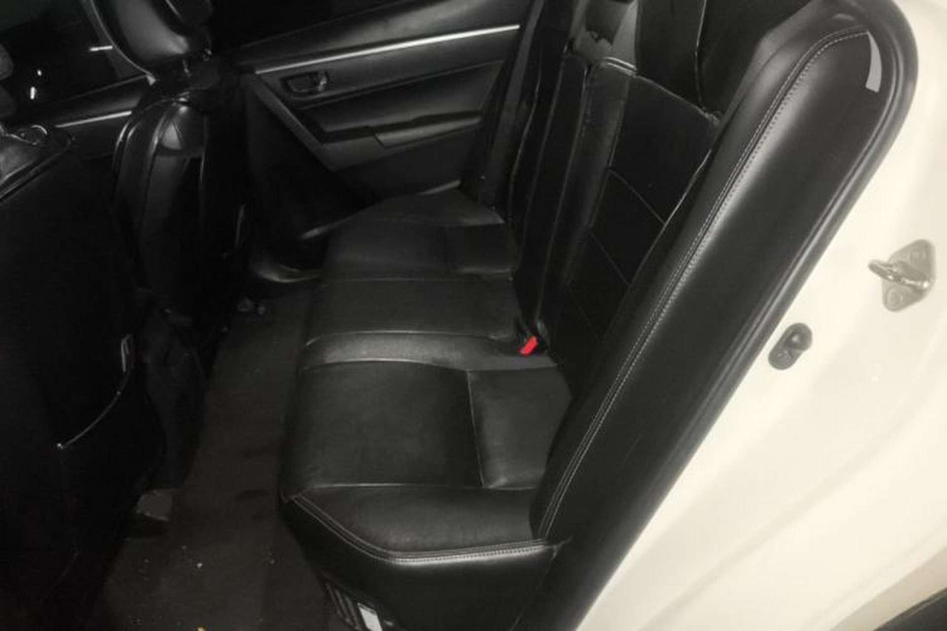 Used Toyota Corolla 2016 Dual-Engine 1.8L E-CVT Elite Edition Left Rear Seat