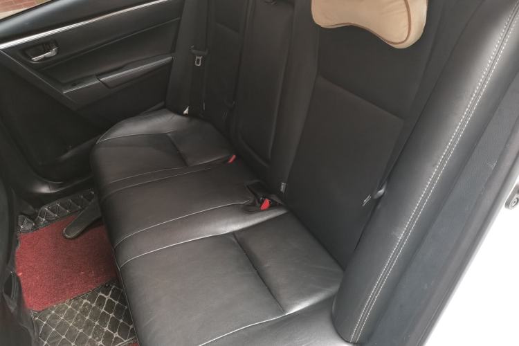 Used Toyota Corolla 2016 Dual-Engine 1.8L E-CVT Elite Edition Left Rear Seat