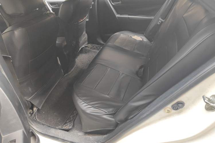 Used Toyota Corolla 2016 Dual-Engine 1.8L E-CVT Elite Edition Left Rear Seat