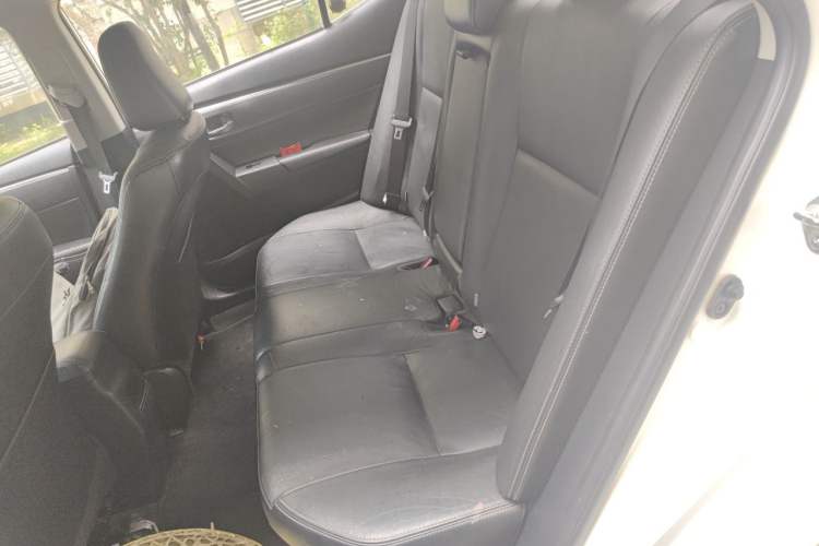 Used Toyota Corolla 2016 Dual-Engine 1.8L E-CVT Luxury Edition Left Rear Seat