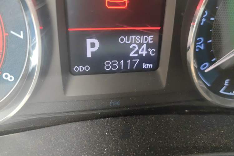 Used Toyota Corolla 2016 1.6L CVT GL-i Cool Edition Odometer Close Up