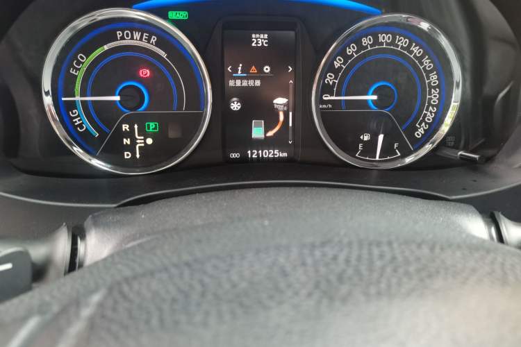 Used Toyota Corolla 2016 Dual-Engine 1.8L E-CVT Elite Edition Odometer Close Up