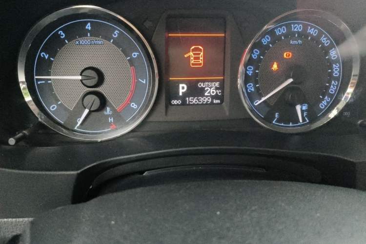 Used Toyota Corolla 2016 1.6L CVT GL-i Cool Edition Odometer Close Up