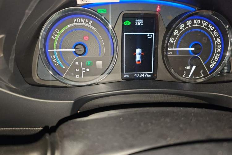 Used Toyota Corolla 2016 Dual-Engine 1.8L E-CVT Elite Edition Odometer Close Up