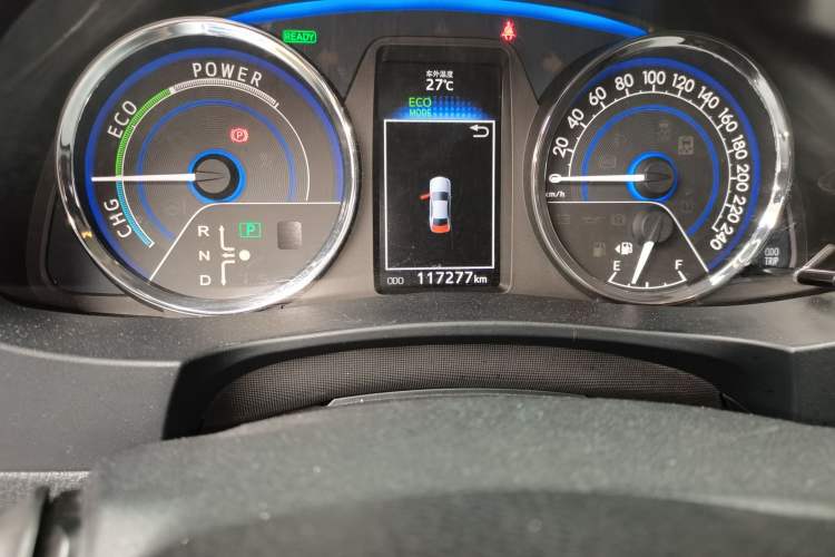 Used Toyota Corolla 2016 Dual-Engine 1.8L E-CVT Elite Edition Odometer Close Up