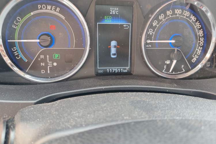 Used Toyota Corolla 2016 Dual-Engine 1.8L E-CVT Leading Edition Odometer Close Up