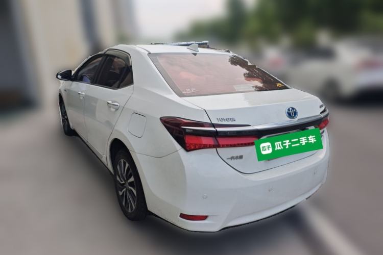 Used Toyota Corolla 2016 Dual-Engine 1.8L E-CVT Elite Edition Rear Left 45 Deg